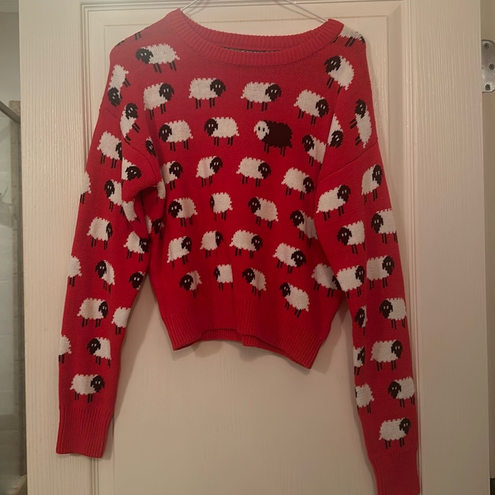 Adorable sheep sweater!